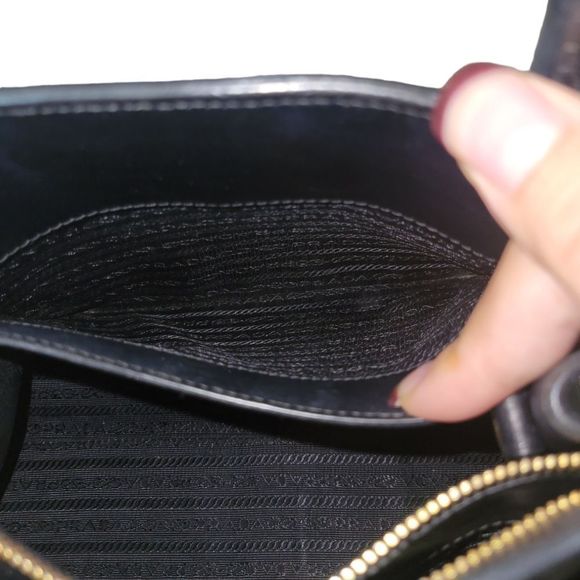 100% Auth. PRADA Saffiano Galleria Monochrome Top handle Cross body Bag - Picture 8 of 16